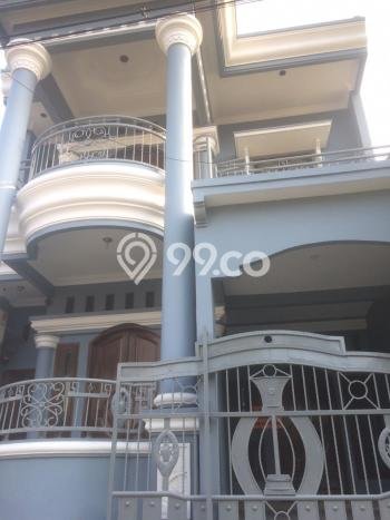Dijual Rumah 3 Kamar Lokasi Strategis Bagus dan Strategis di Rawalumbu Dijual Rumah 3 Kamar Lokasi Strategis Bagus dan Strategis di Rawalumbu