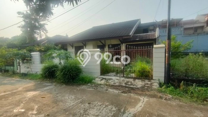 Ready to Use! Luxury House LT 300m2 Desain Modern di Jaka Sampurna Ready to Use! Luxury House LT 300m2 Desain Modern di Jaka Sampurna