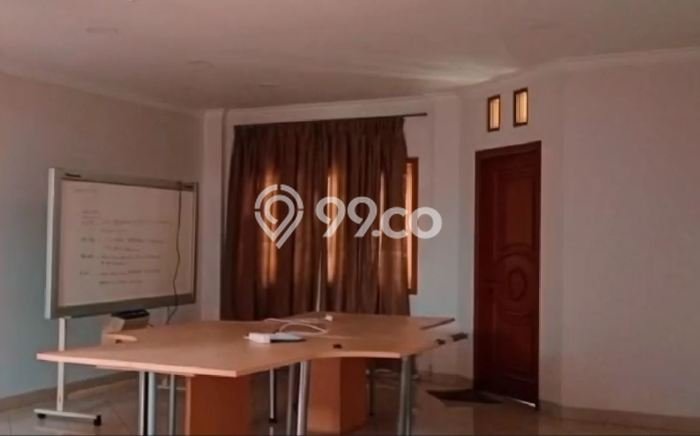 For Sale! Luxury House LT 496m2 Desain Modern di Pondok Kelapa For Sale! Luxury House LT 496m2 Desain Modern di Pondok Kelapa
