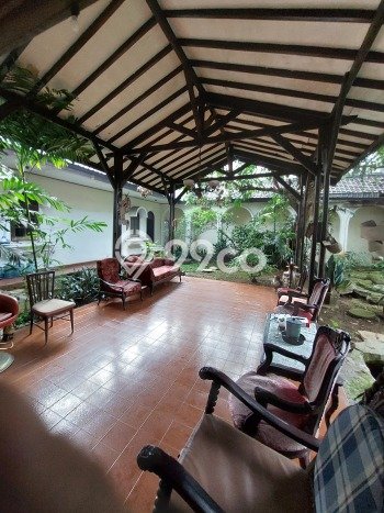 Rumah Elit Modern Siap Huni di Lebak Bulus Jakarta Selatan Rumah Elit Modern Siap Huni di Lebak Bulus Jakarta Selatan