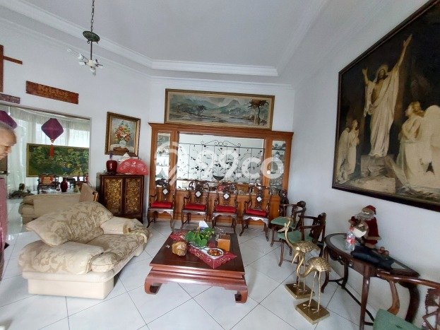 For Sale! Luxury House LT 655m2 Desain Modern di Pajajaran For Sale! Luxury House LT 655m2 Desain Modern di Pajajaran