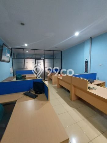Ruko Dijual di Prime Area Jakarta Selatan Luas 180m2 Ruko Dijual di Prime Area Jakarta Selatan Luas 180m2