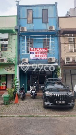 Ruko Dijual di Prime Area Jakarta Selatan Luas 180m2 Ruko Dijual di Prime Area Jakarta Selatan Luas 180m2