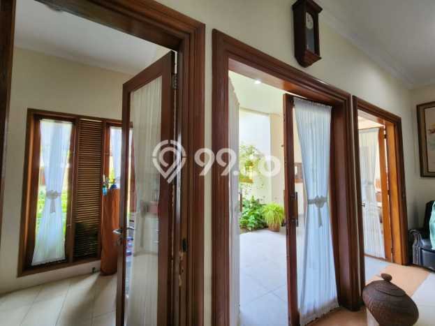 Dijual Rumah Premium dengan Fasilitas Sekitar Komplit di BSD, Tangerang Selatan Dijual Rumah Premium dengan Fasilitas Sekitar Komplit di BSD, Tangerang Selatan