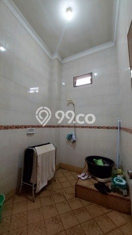 Dijual! Komersial di Sukmajaya Depok LT 209m2 / LB 550m2 Kawasan Strategis Dijual! Komersial di Sukmajaya Depok LT 209m2 / LB 550m2 Kawasan Strategis
