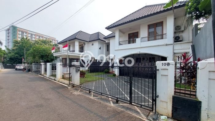 Dijual Rumah Premium dengan Fasilitas Sekitar Komplit di Cipayung, Jakarta Timur Dijual Rumah Premium dengan Fasilitas Sekitar Komplit di Cipayung, Jakarta Timur