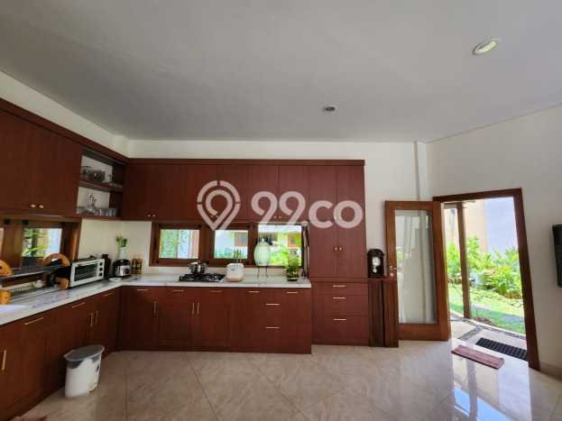Dijual Rumah Premium dengan Fasilitas Sekitar Komplit di BSD, Tangerang Selatan Dijual Rumah Premium dengan Fasilitas Sekitar Komplit di BSD, Tangerang Selatan