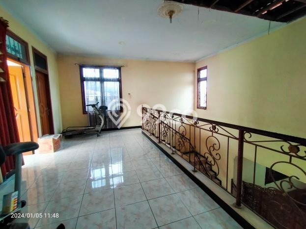 Hunian Eksklusif Dijual LT 290m2 di Ciledug, Tangerang Hunian Eksklusif Dijual LT 290m2 di Ciledug, Tangerang