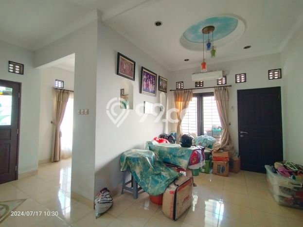 Hunian Mewah Dijual LT 244m2 di Beji, Depok Hunian Mewah Dijual LT 244m2 di Beji, Depok