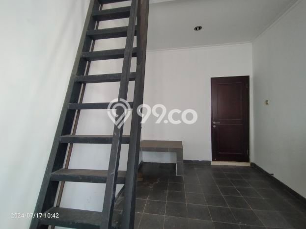 Hunian Mewah Dijual LT 244m2 di Beji, Depok Hunian Mewah Dijual LT 244m2 di Beji, Depok