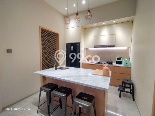 Rumah Elit LB 279m2 Siap Huni Desain Elegan di Sukmajaya, Depok Rumah Elit LB 279m2 Siap Huni Desain Elegan di Sukmajaya, Depok
