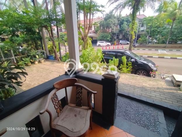 Rumah Elit LB 279m2 Siap Huni Desain Elegan di Sukmajaya, Depok Rumah Elit LB 279m2 Siap Huni Desain Elegan di Sukmajaya, Depok