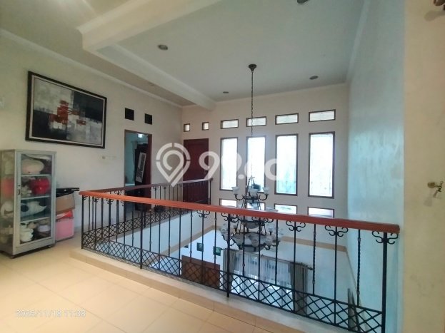 Hunian Elit LB 325m2 Siap Huni Desain Elegan di Margonda, Depok Hunian Elit LB 325m2 Siap Huni Desain Elegan di Margonda, Depok