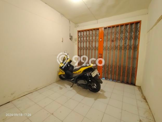 HOT PROPERTY! Rumah Premium di Beji, Luas 300m² LB 500m² HOT PROPERTY! Rumah Premium di Beji, Luas 300m² LB 500m²