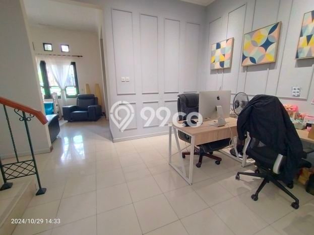 Rumah Elit LB 279m2 Siap Huni Desain Elegan di Sukmajaya, Depok Rumah Elit LB 279m2 Siap Huni Desain Elegan di Sukmajaya, Depok