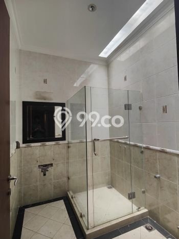 Jual Rumah Mewah Megah Dengan View Eksklusif di Pondok Indah, Jakarta Selatan Jual Rumah Mewah Megah Dengan View Eksklusif di Pondok Indah, Jakarta Selatan