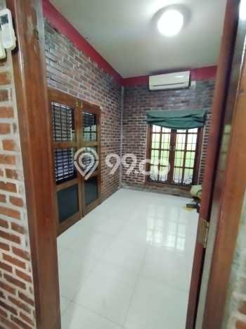 Unit Ruko Dijual di Limo Depok 200m2 Unit Ruko Dijual di Limo Depok 200m2