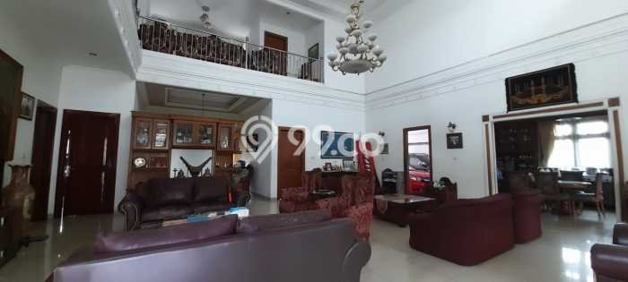 Rumah Luxury Modern Siap Huni di Kelapa Dua Depok Rumah Luxury Modern Siap Huni di Kelapa Dua Depok
