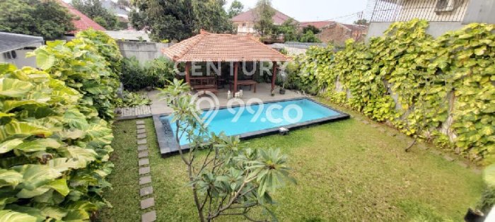 Rumah Eksklusif Siap Huni LT 525m2 di Cilandak, Jakarta Selatan Rumah Eksklusif Siap Huni LT 525m2 di Cilandak, Jakarta Selatan