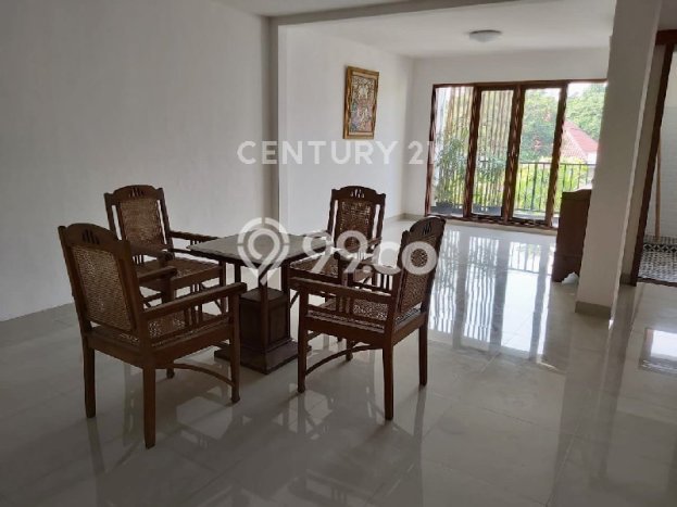 Rumah Eksklusif Siap Huni LT 525m2 di Cilandak, Jakarta Selatan Rumah Eksklusif Siap Huni LT 525m2 di Cilandak, Jakarta Selatan