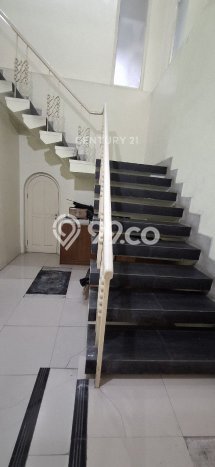 Untuk Disewa Kantor di Menteng Jakarta Pusat LT 800m2, LB 600m2 Untuk Disewa Kantor di Menteng Jakarta Pusat LT 800m2, LB 600m2