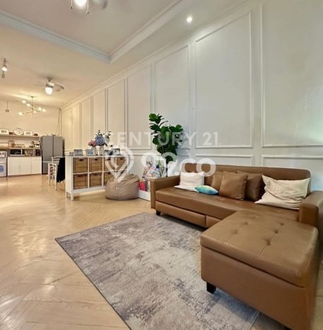 Rumah Elit Modern Siap Huni di Pengadegan Jakarta Selatan Rumah Elit Modern Siap Huni di Pengadegan Jakarta Selatan