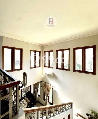 Jual Rumah Luas Elegan Dengan View Eksklusif di Bintaro, Tangerang Selatan Jual Rumah Luas Elegan Dengan View Eksklusif di Bintaro, Tangerang Selatan