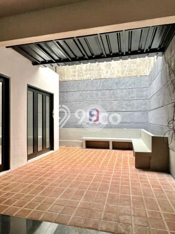 Rumah Luxury Modern Tanpa Renovasi di Sektor 9-Bintaro Tangerang Selatan Rumah Luxury Modern Tanpa Renovasi di Sektor 9-Bintaro Tangerang Selatan