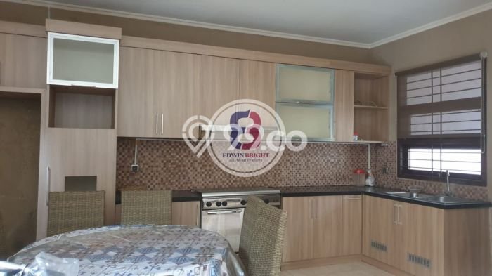 Ready to Use! Luxury House LT 144m2 Desain Elegan di Bintaro Ready to Use! Luxury House LT 144m2 Desain Elegan di Bintaro