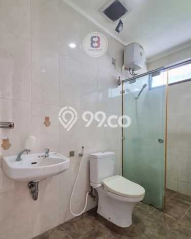 Rumah Strategis Bintaro, Tangerang Selatan, Luas 72m² Bangunan 84m² Rumah Strategis Bintaro, Tangerang Selatan, Luas 72m² Bangunan 84m²