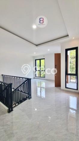 Ready to Use! Luxury House LT 112m2 Desain Modern di Bintaro Ready to Use! Luxury House LT 112m2 Desain Modern di Bintaro