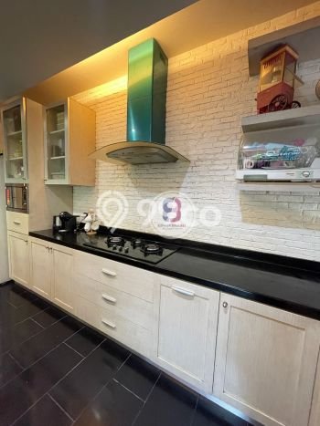 Dijual Rumah Luas Megah Dengan View Cantik di Bintaro, Tangerang Selatan Dijual Rumah Luas Megah Dengan View Cantik di Bintaro, Tangerang Selatan