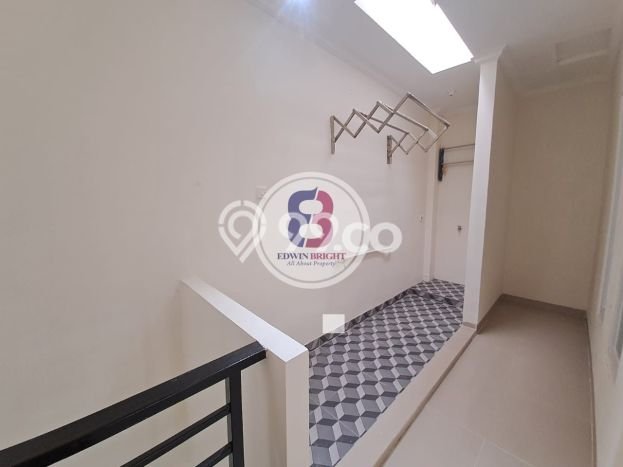 For Sale Hunian Rumah Nyaman 3 Kamar di Bintaro, Tangerang Selatan For Sale Hunian Rumah Nyaman 3 Kamar di Bintaro, Tangerang Selatan