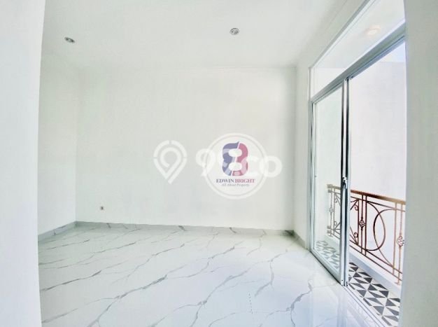Rumah Luxury Modern Siap Huni di Bintaro Tangerang Selatan Rumah Luxury Modern Siap Huni di Bintaro Tangerang Selatan