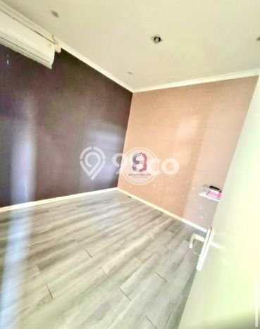 HARGA SPESIAL! Rumah Modern di Bintaro, Tangerang Selatan, Luas 144m² Bangunan 200m² Bisa Nego! HARGA SPESIAL! Rumah Modern di Bintaro, Tangerang Selatan, Luas 144m² Bangunan 200m² Bisa Nego!