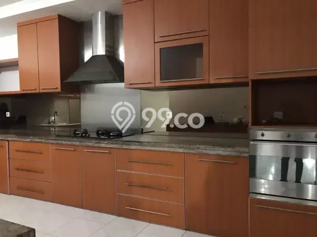 Rumah area Kelapa Gading, 4 KT, Akses Mudah Fasilitas Umum, Luas 300m² Bangunan 350m² Rumah area Kelapa Gading, 4 KT, Akses Mudah Fasilitas Umum, Luas 300m² Bangunan 350m²
