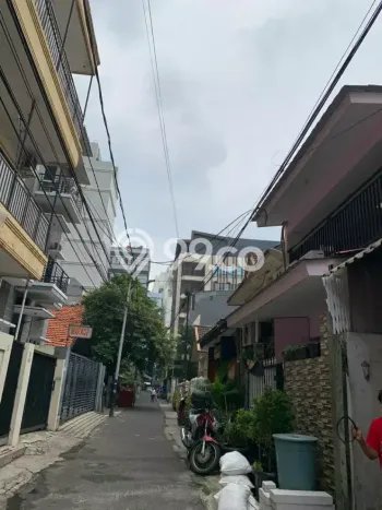 Siap Huni Hunian Elit 5 Kamar di Tanah Abang Dekat ke Mana Pun Siap Huni Hunian Elit 5 Kamar di Tanah Abang Dekat ke Mana Pun