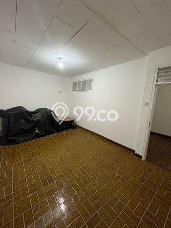 BEST OFFER! Rumah Untuk Investasi di Senen, Luas 216m² LB 216m² BEST OFFER! Rumah Untuk Investasi di Senen, Luas 216m² LB 216m²