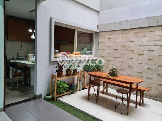 Rumah Mewah Dijual LT 197m2 di Cimahi Tengah, Cimahi Rumah Mewah Dijual LT 197m2 di Cimahi Tengah, Cimahi