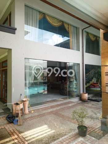 Rumah Elit Modern Tanpa Renovasi di Bandung Utara Bandung Rumah Elit Modern Tanpa Renovasi di Bandung Utara Bandung