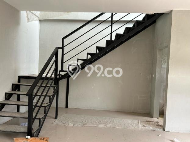Gudang Strategis di Padalarang, Luas 850m2m², Posisi Mainroad Gudang Strategis di Padalarang, Luas 850m2m², Posisi Mainroad