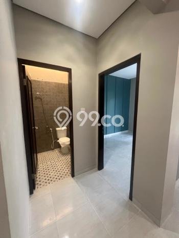Rumah Elit LB 140m2 Siap Huni Desain Elegan di Bintaro, Tangerang Selatan Rumah Elit LB 140m2 Siap Huni Desain Elegan di Bintaro, Tangerang Selatan