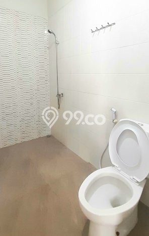 For Sale Hunian Rumah Terawat 3 Kamar di Bintaro, Tangerang Selatan For Sale Hunian Rumah Terawat 3 Kamar di Bintaro, Tangerang Selatan