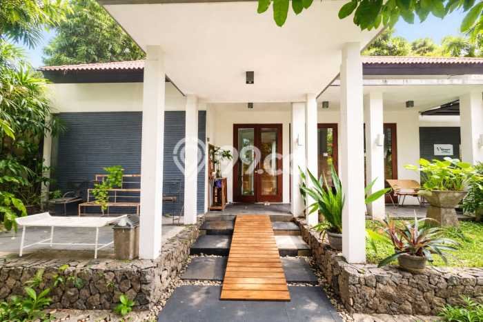 Dijual Rumah Mewah Elegan Dengan View Eksklusif di Rempoa, Tangerang Selatan Dijual Rumah Mewah Elegan Dengan View Eksklusif di Rempoa, Tangerang Selatan