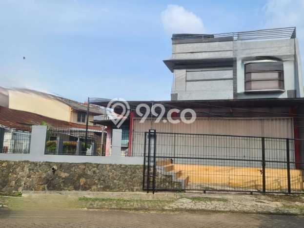 Ruko Dijual di Ciputat Tangerang Selatan dengan LB 250m2 Ruko Dijual di Ciputat Tangerang Selatan dengan LB 250m2