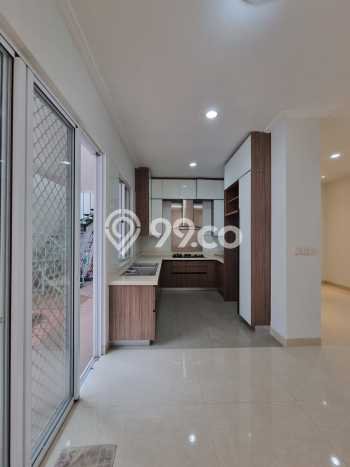Hunian Elit LB 150m2 Siap Pakai Desain Elegan di Lebak Bulus, Jakarta Selatan Hunian Elit LB 150m2 Siap Pakai Desain Elegan di Lebak Bulus, Jakarta Selatan