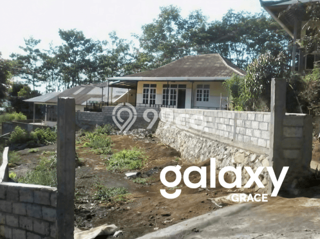 Jarang Ada! Tanah di Baturiti Punya Luas 830m2 SHM Jarang Ada! Tanah di Baturiti Punya Luas 830m2 SHM