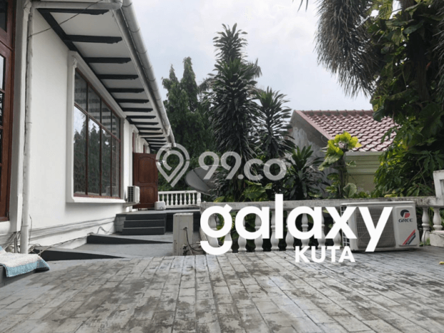 Hunian Mewah LB 584m2 Siap Pakai Desain Elegan di Pondok Pinang, Jakarta Selatan Hunian Mewah LB 584m2 Siap Pakai Desain Elegan di Pondok Pinang, Jakarta Selatan