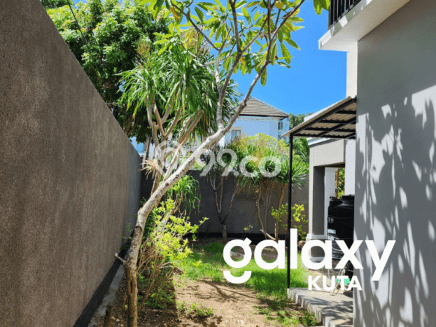 Rumah Modern 3 KT LT 183m2 di Mumbul Rumah Modern 3 KT LT 183m2 di Mumbul