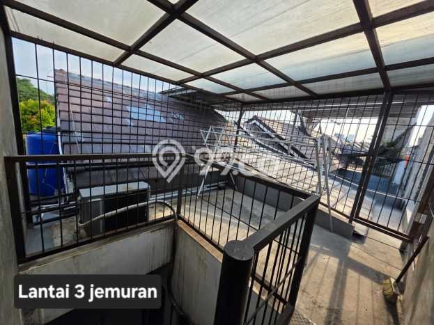 For Sale Rumah 3 Kamar Lokasi Strategis Bagus dan Strategis di Serpong Utara For Sale Rumah 3 Kamar Lokasi Strategis Bagus dan Strategis di Serpong Utara